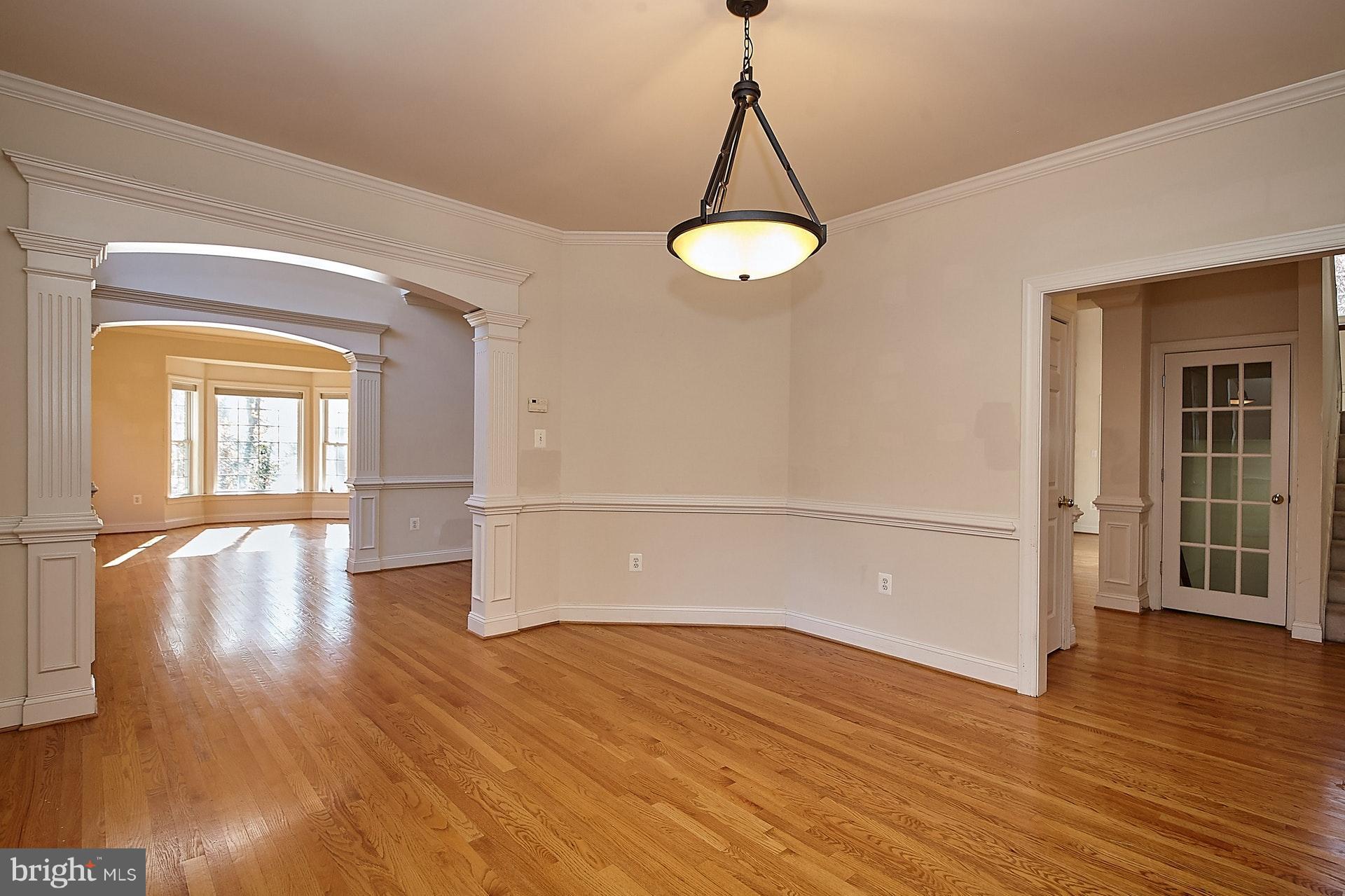 RIVER BEND - Residential