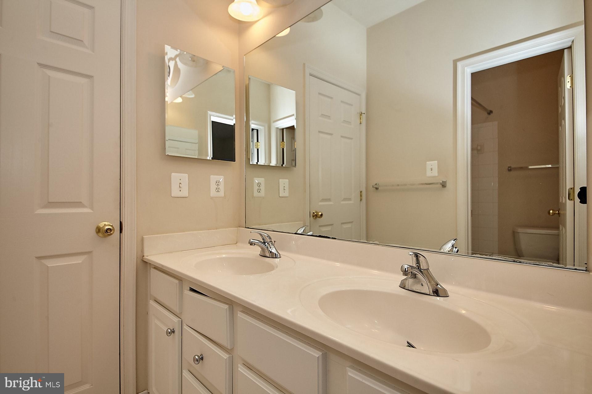 RIVER BEND - Residential