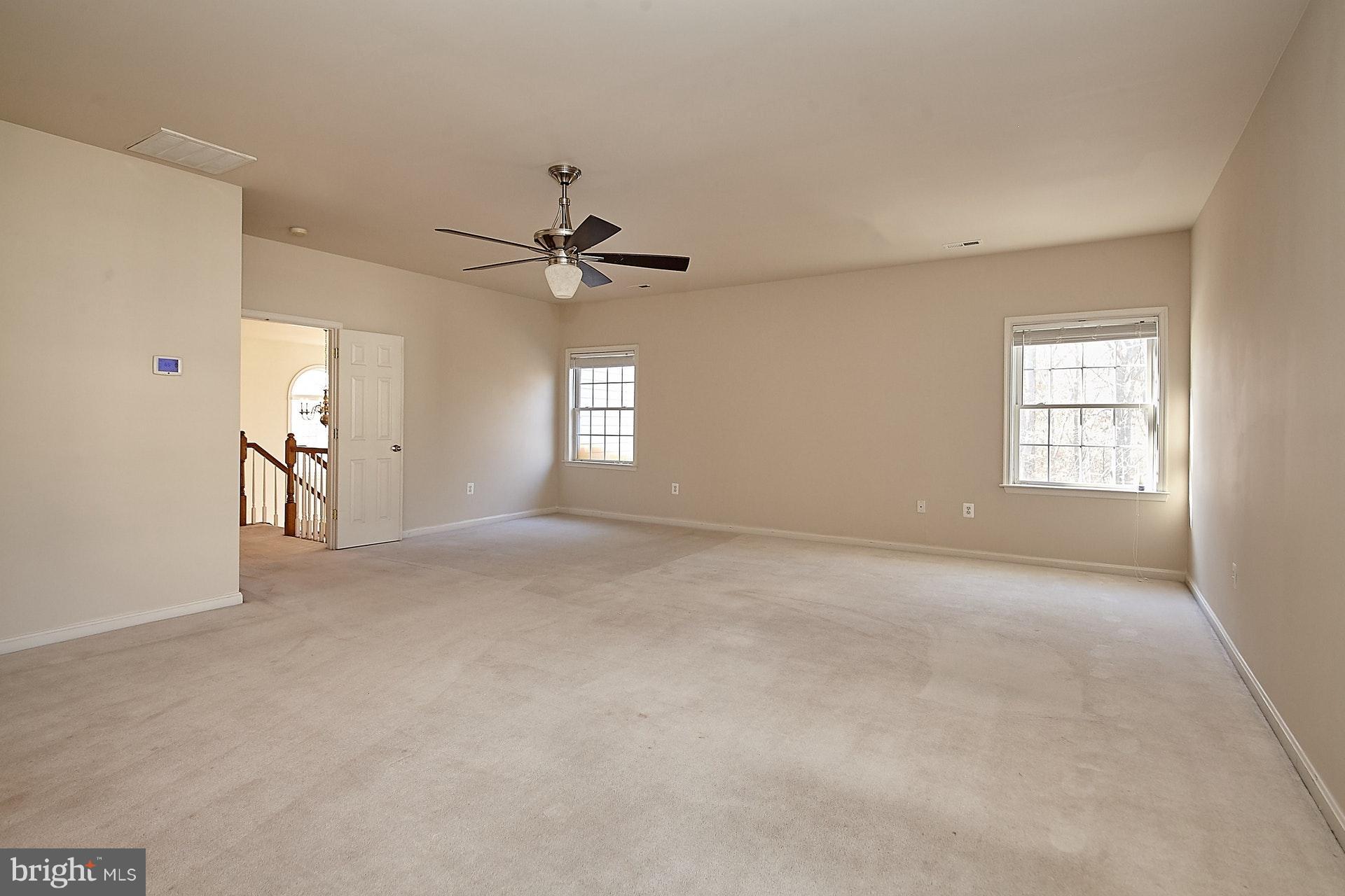 RIVER BEND - Residential