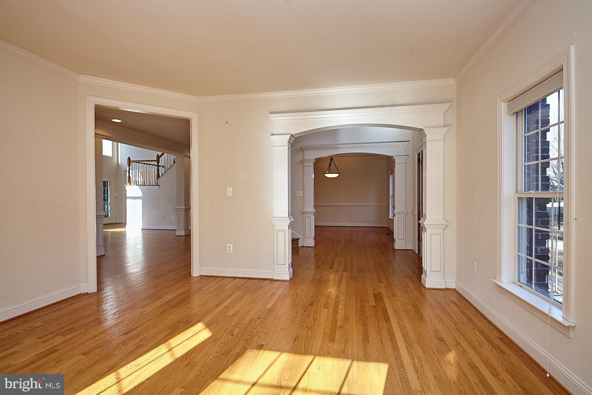 RIVER BEND - Residential