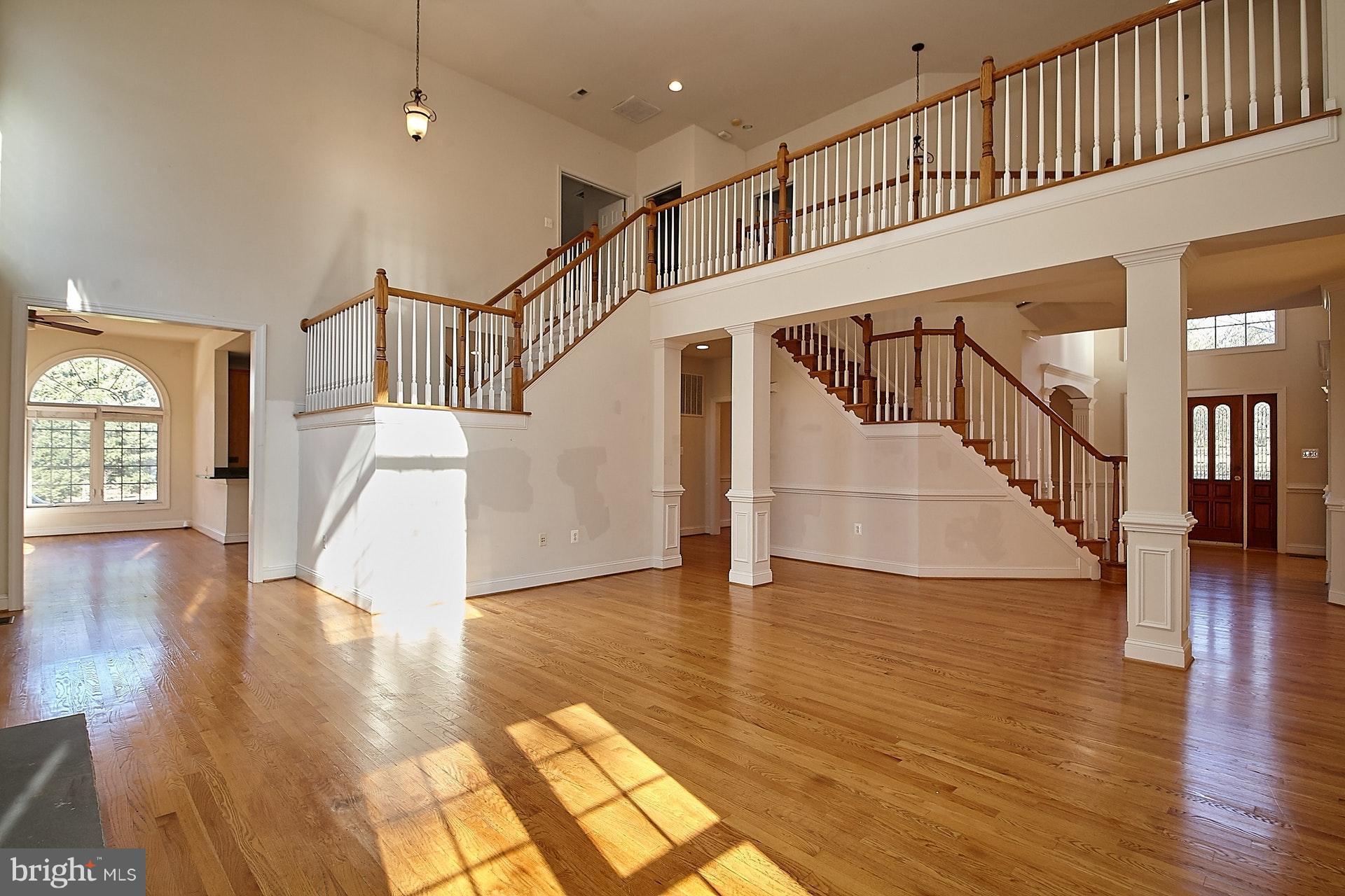 RIVER BEND - Residential