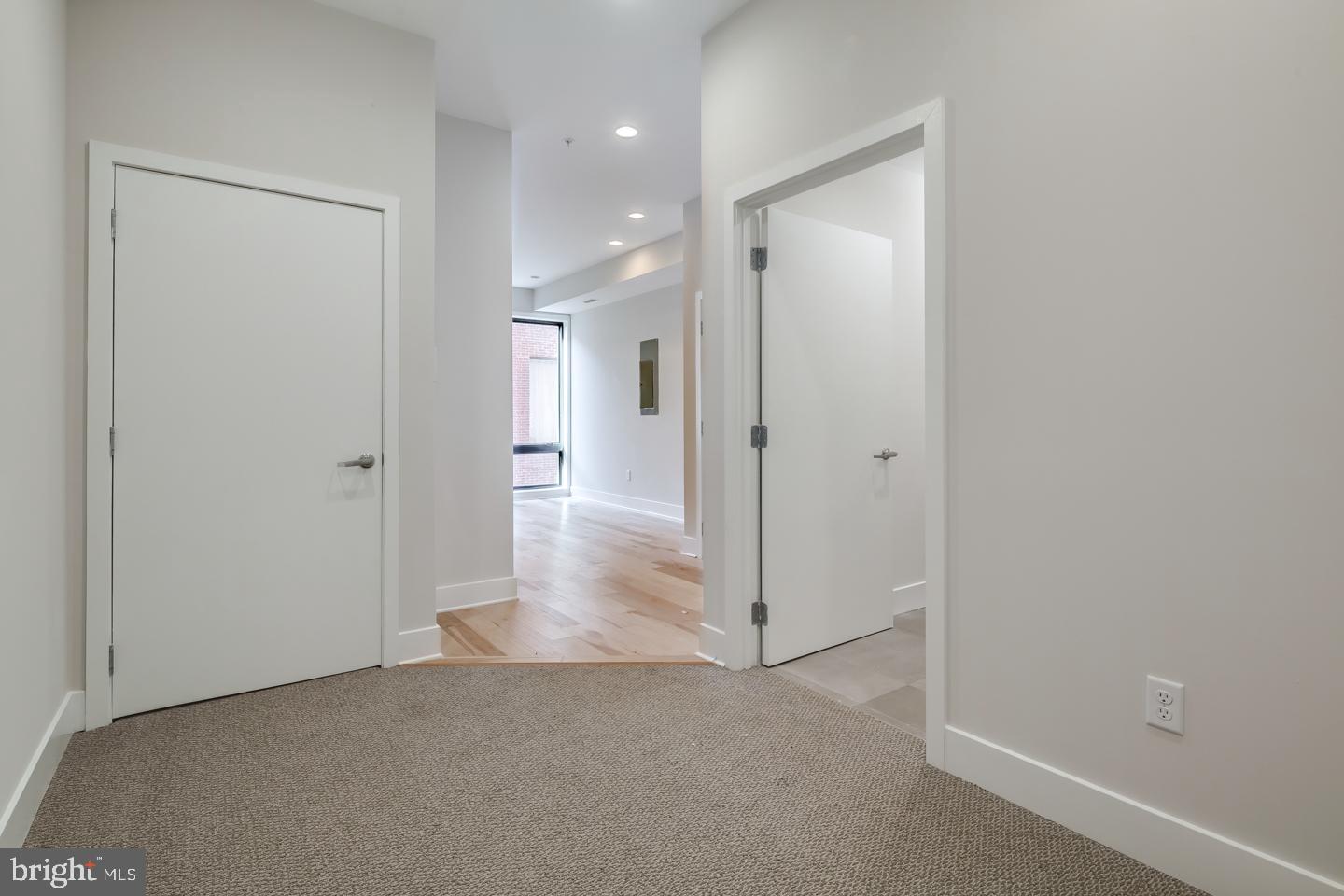 WASHINGTON SQ - Residential Lease