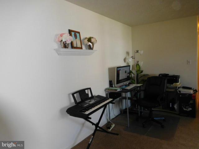 PINEY ORCHARD - Residential Lease