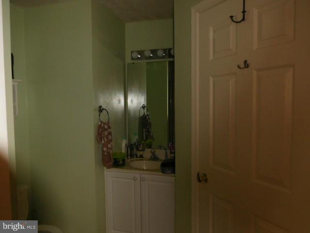 PINEY ORCHARD - Residential Lease