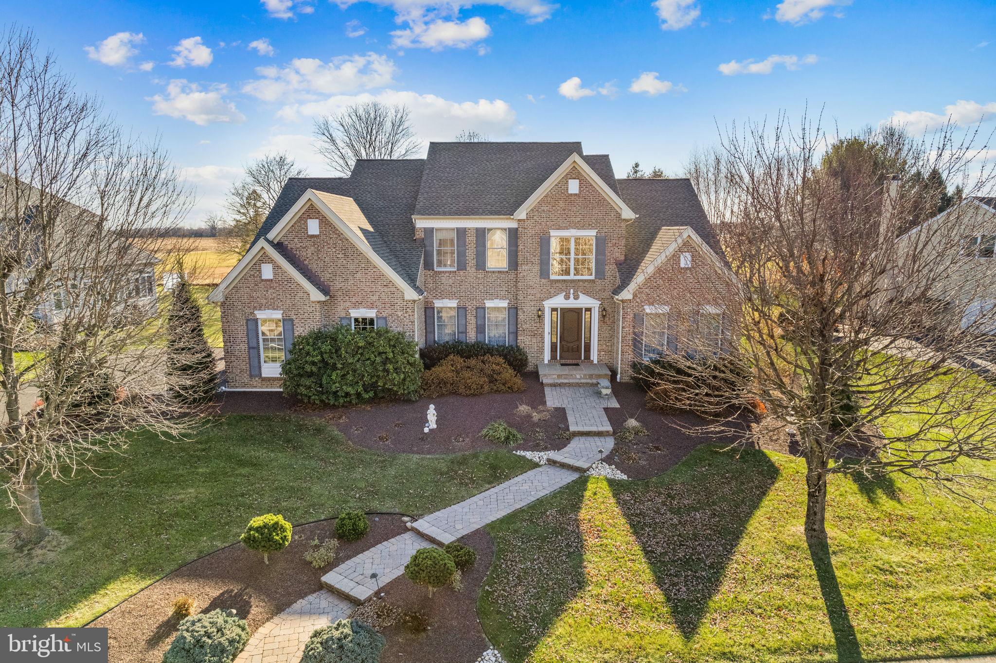 BRIDLE ESTATES - Residential