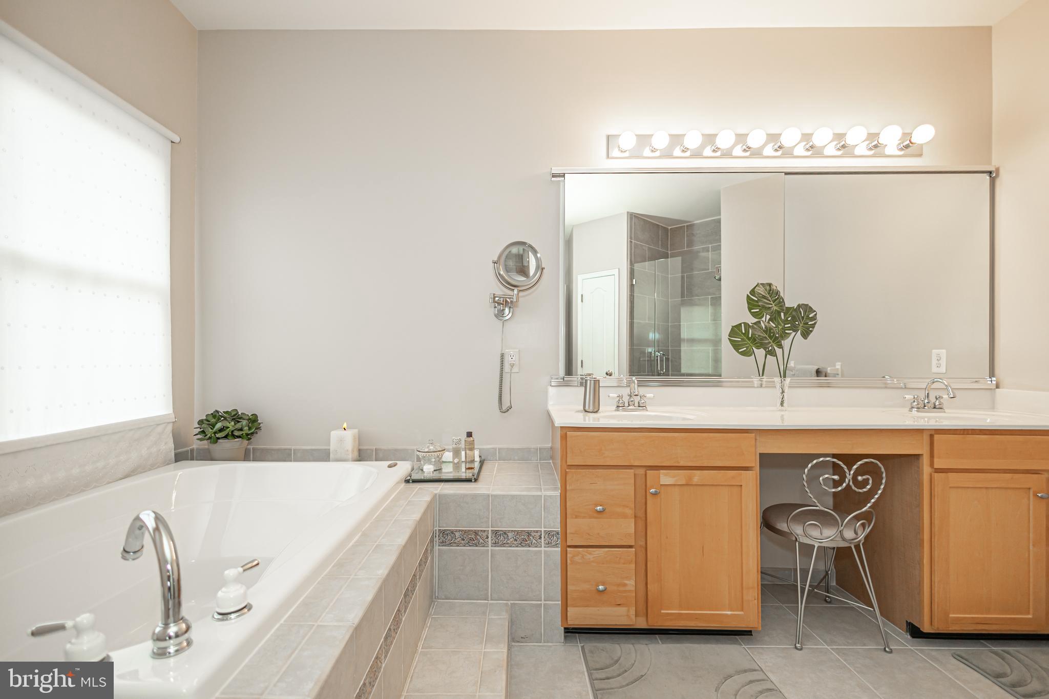 BRIDLE ESTATES - Residential