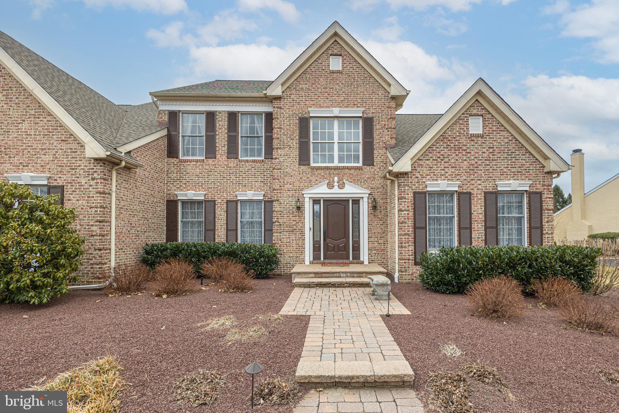 BRIDLE ESTATES - Residential