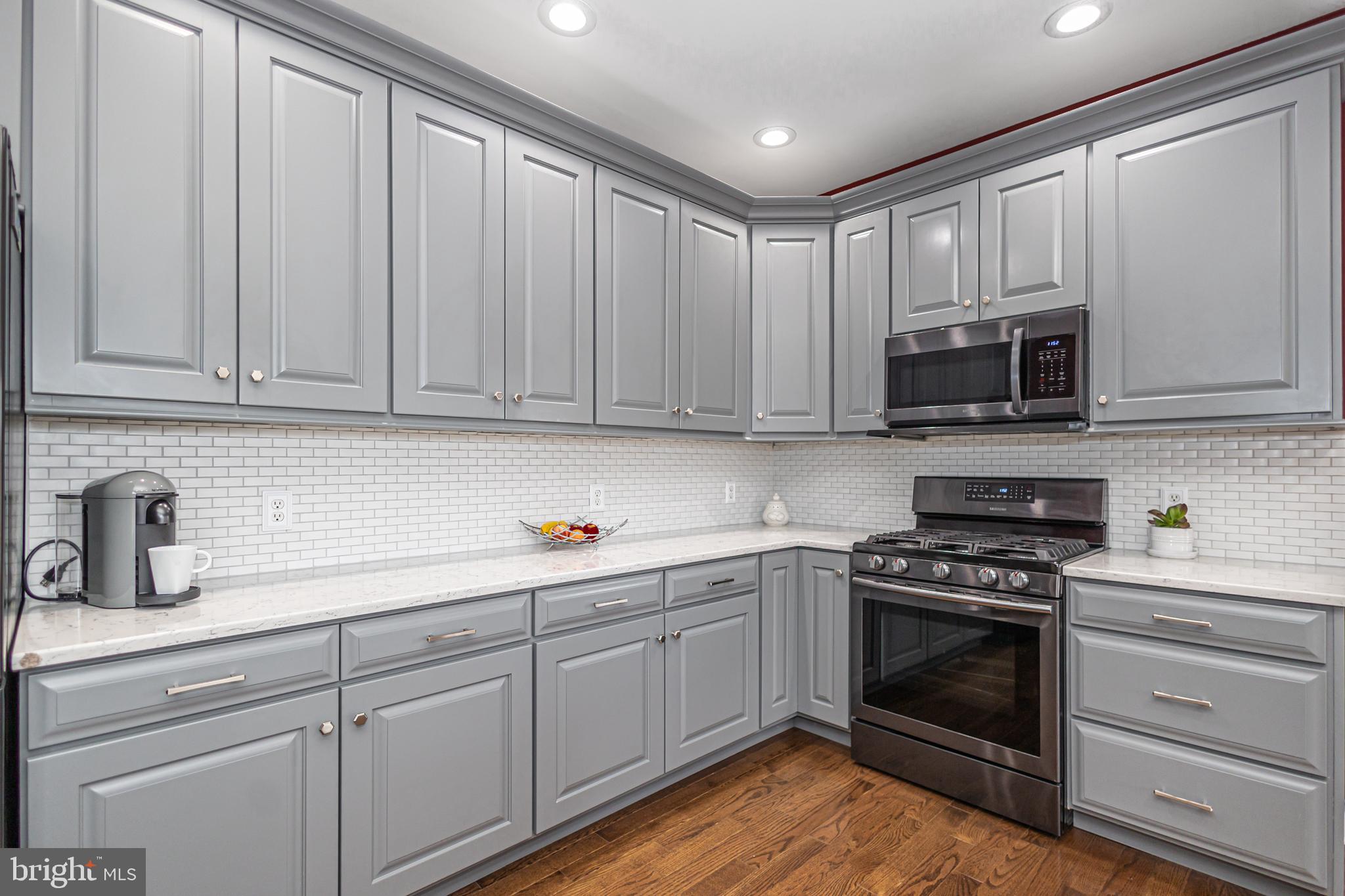 BRIDLE ESTATES - Residential