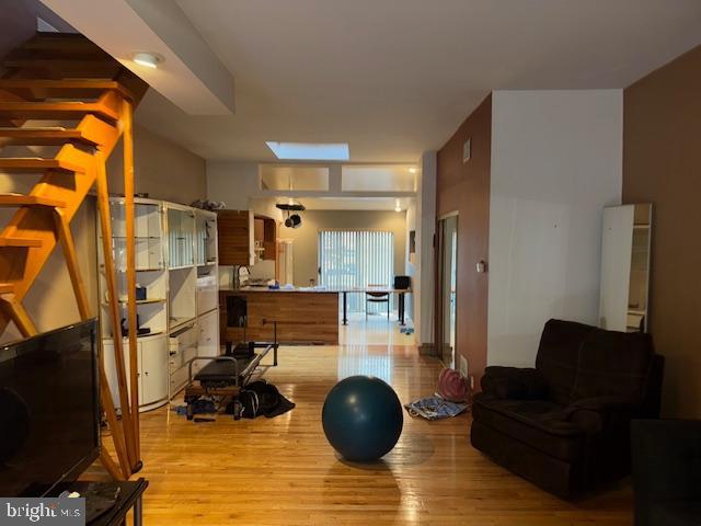 LOWER MOYAMENSING - Residential