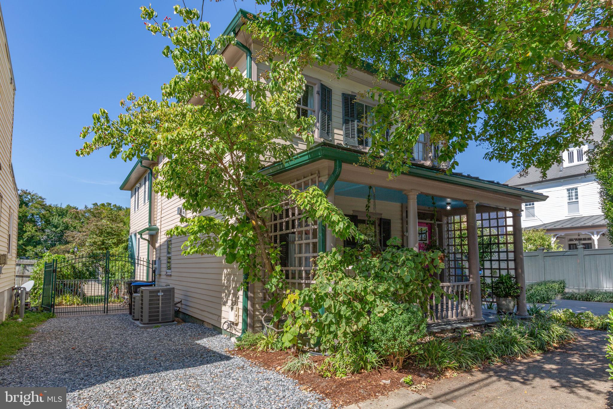 507 AMELIA STREET