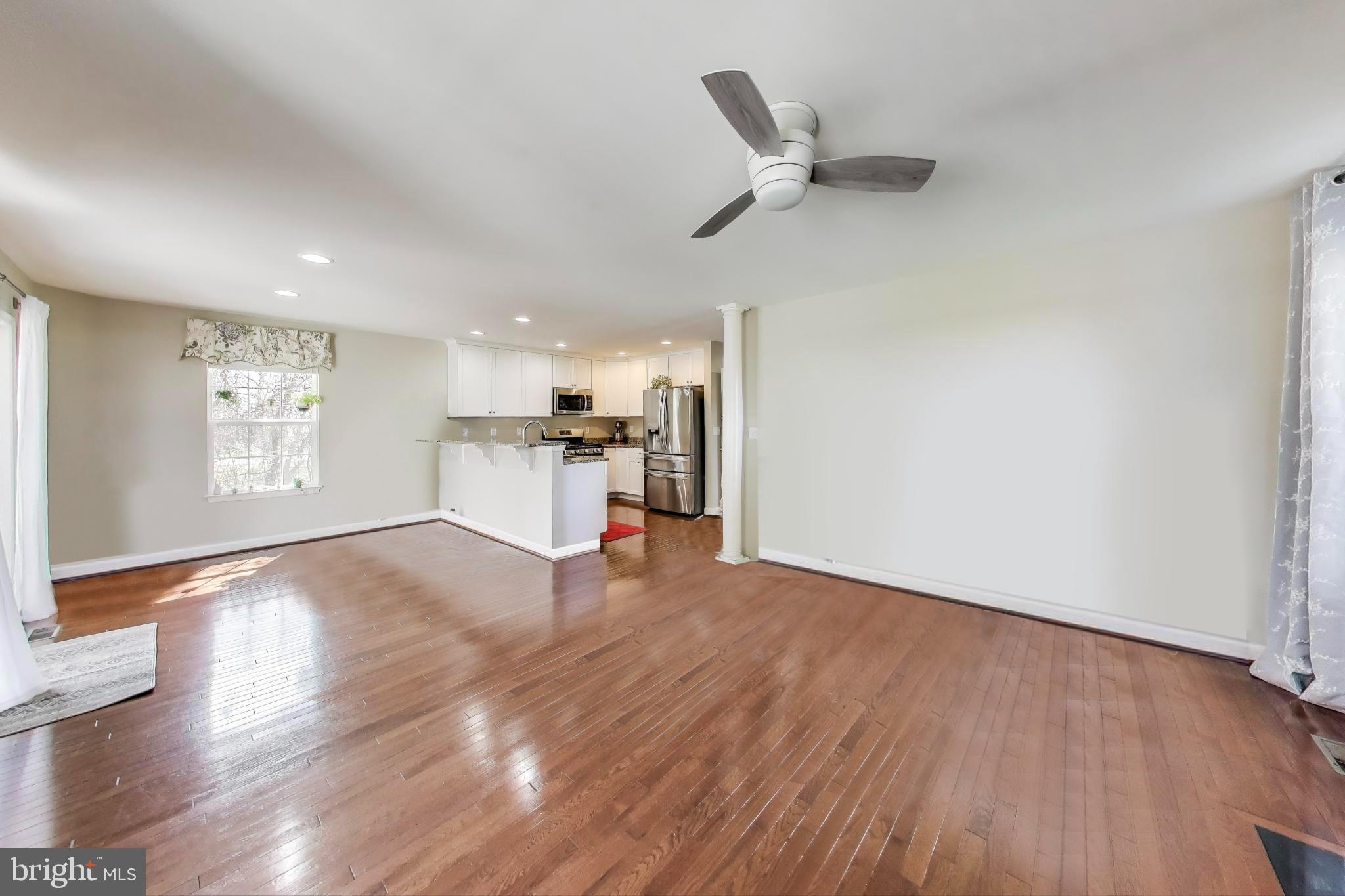 COLONIAL PARK - Residential