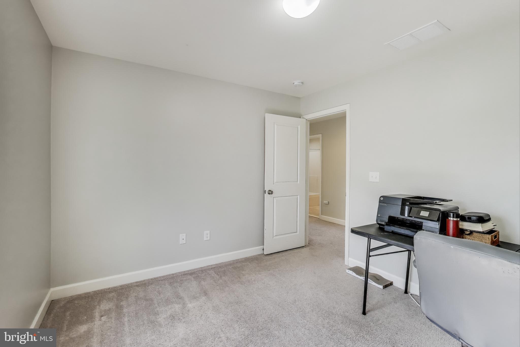 COLONIAL PARK - Residential