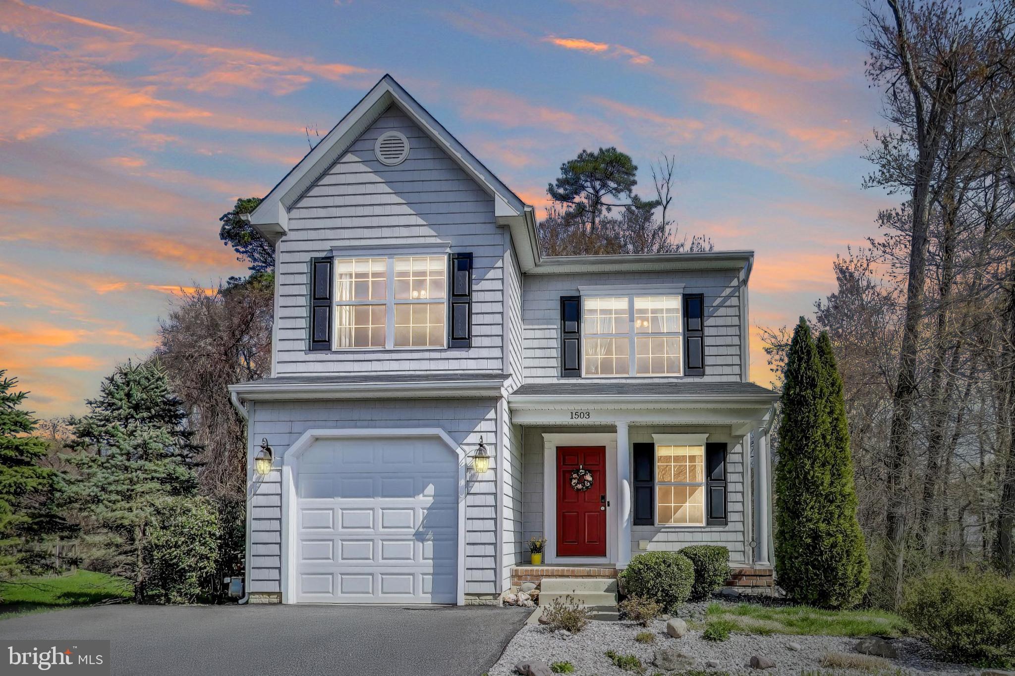 COLONIAL PARK - Residential