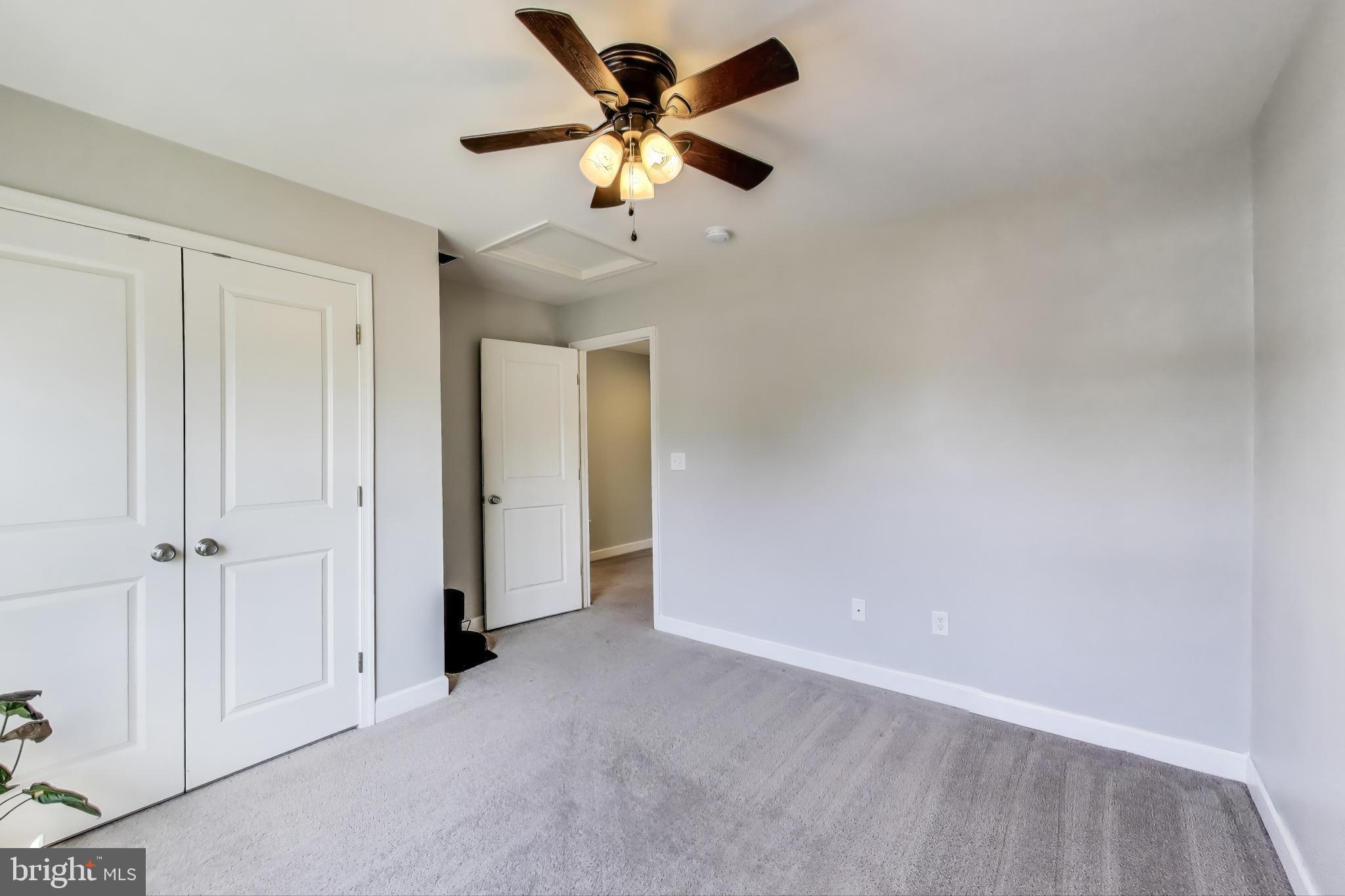 COLONIAL PARK - Residential