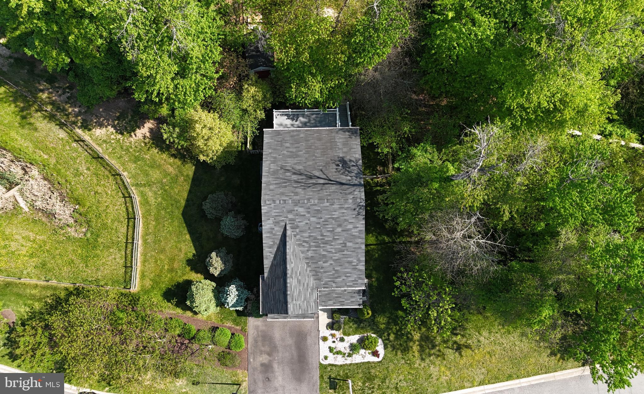 COLONIAL PARK - Residential