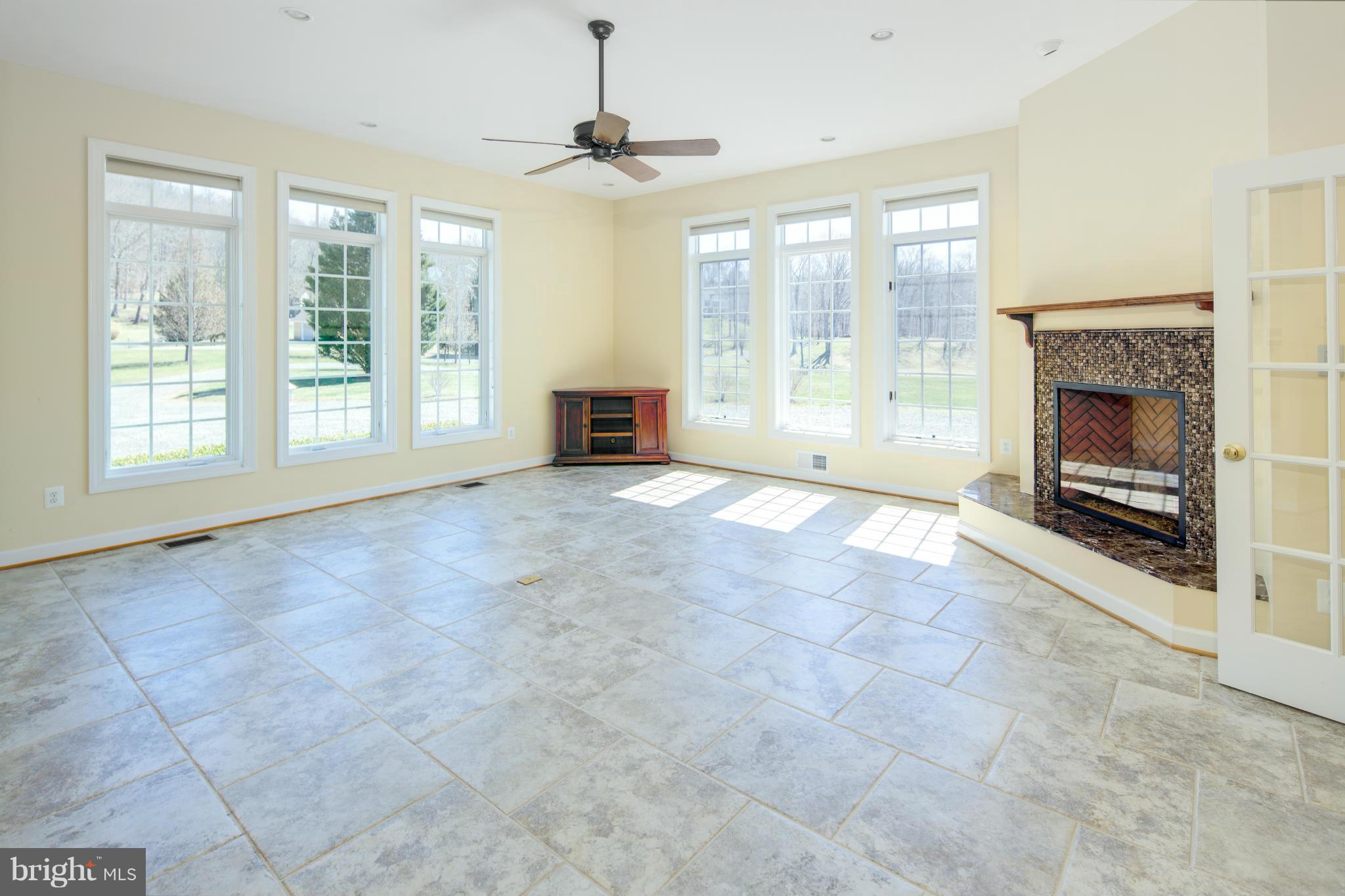 PINEY MOUNTAIN - Residential