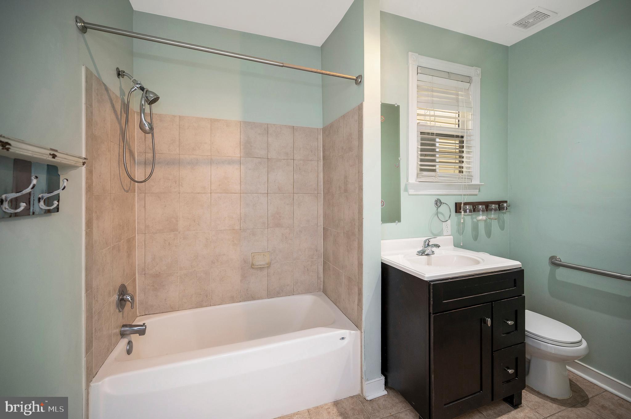 THE QUARTERS - Residential