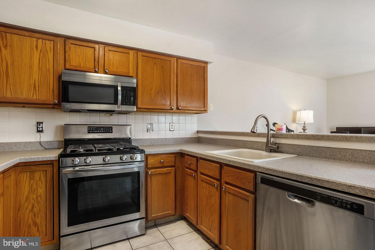 STONEGATE - Residential Lease