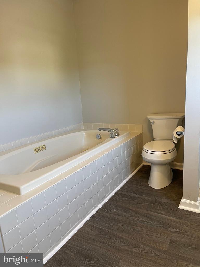 STONEGATE - Residential Lease