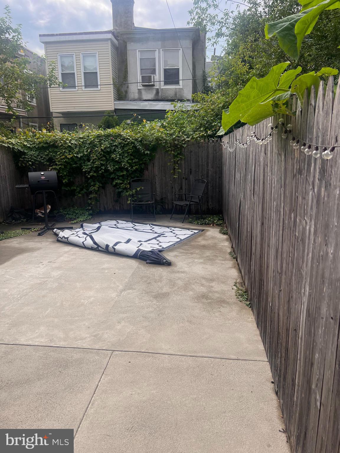 TEMPLE UNIVERSITY - Residential Lease