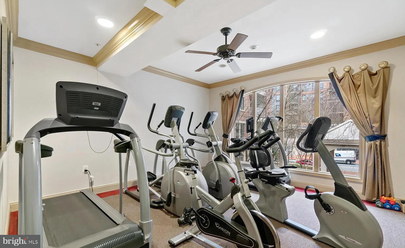 TOWN CENTER - Residential Lease