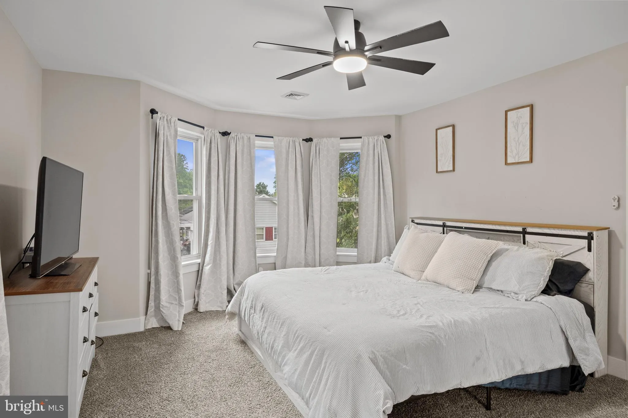 Hammonton, New Jersey 08037, United States, 4 Bedrooms Bedrooms, ,3 BathroomsBathrooms,Residential,Active,164524