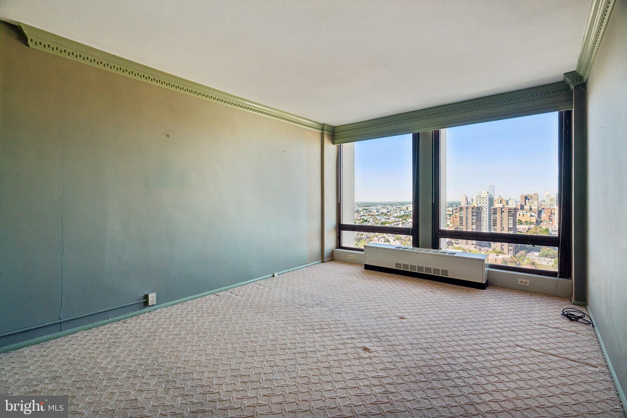 SOCIETY HILL - Residential