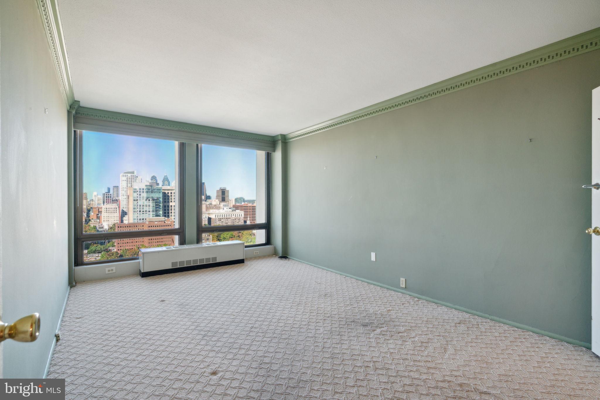 SOCIETY HILL - Residential