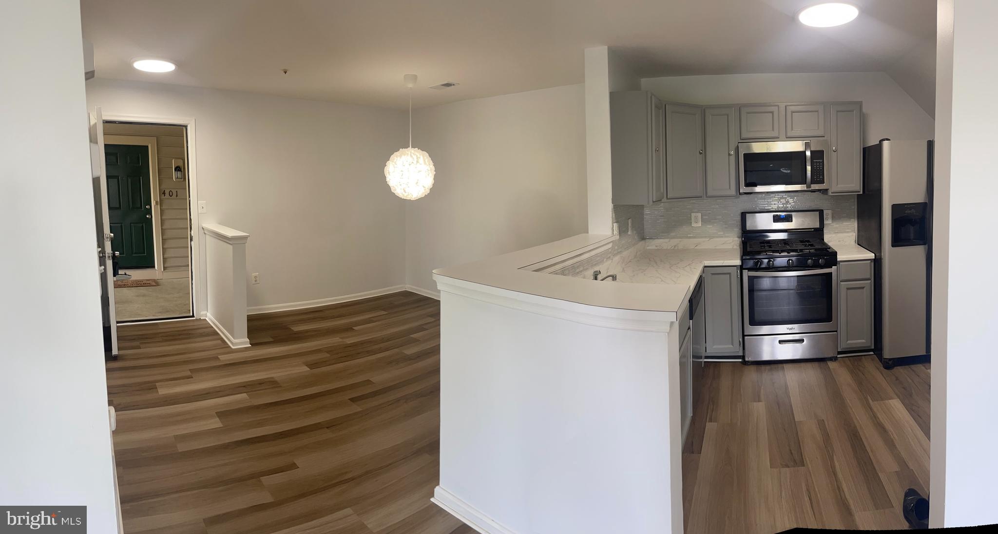 SUMMERHOUSE II CONDO - Residential