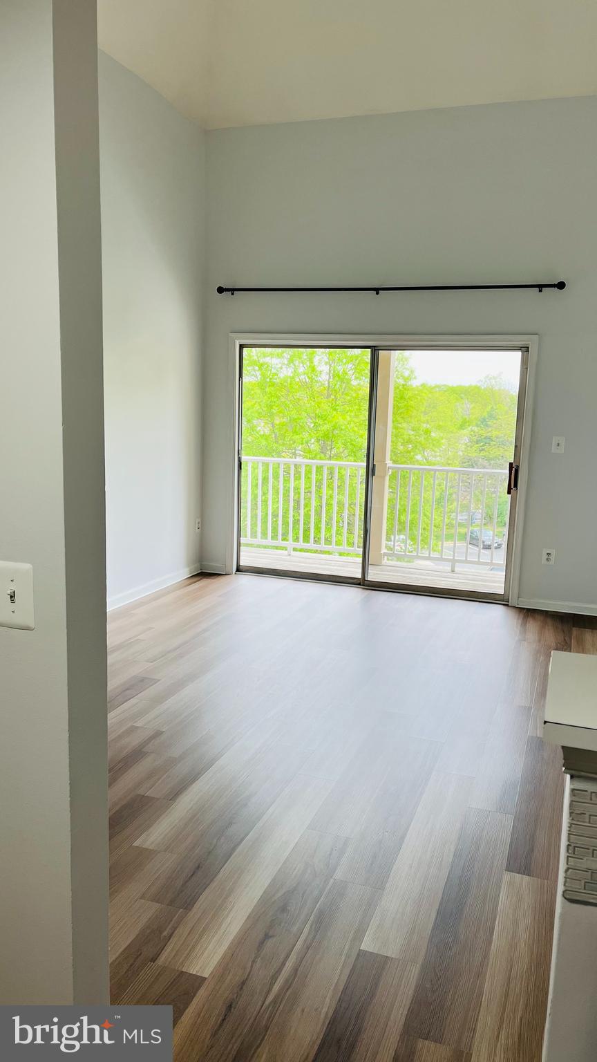 SUMMERHOUSE II CONDO - Residential