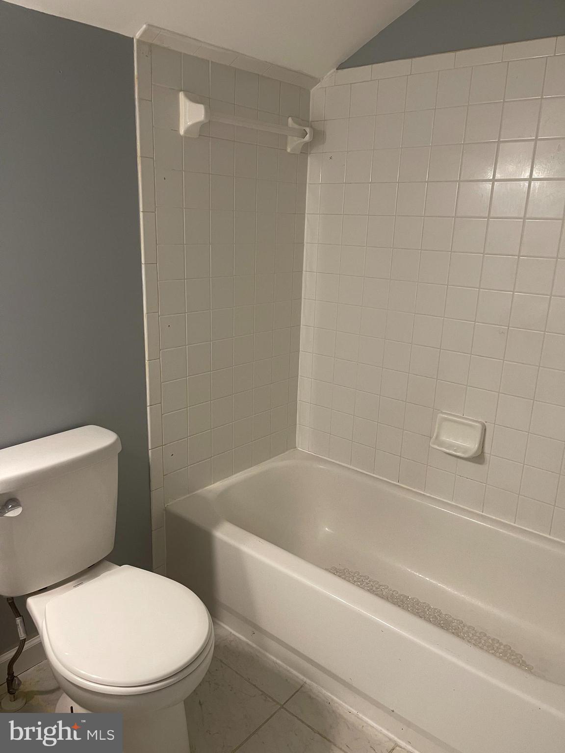 SUMMERHOUSE II CONDO - Residential