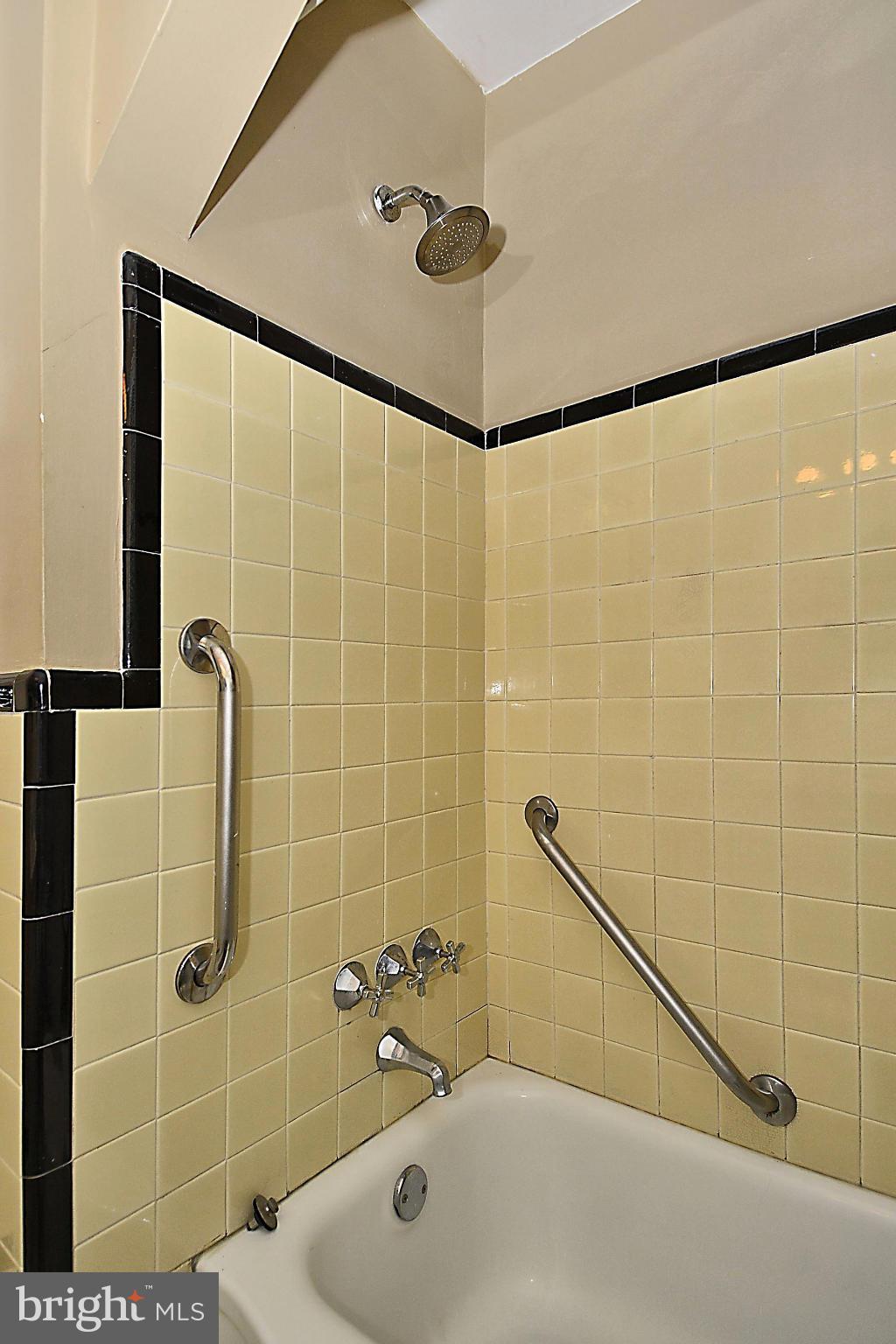 SLEEPY HOLLOW KNOLL - Residential