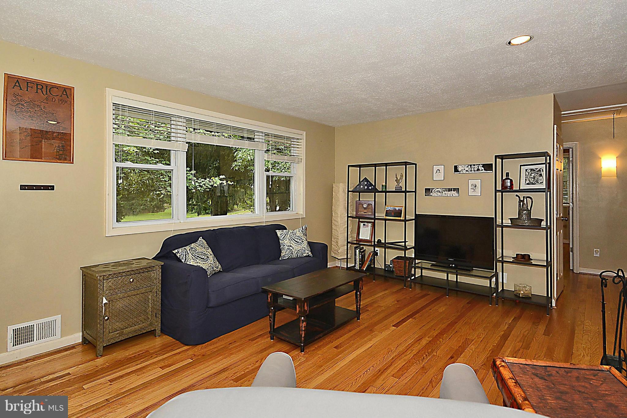 SLEEPY HOLLOW KNOLL - Residential