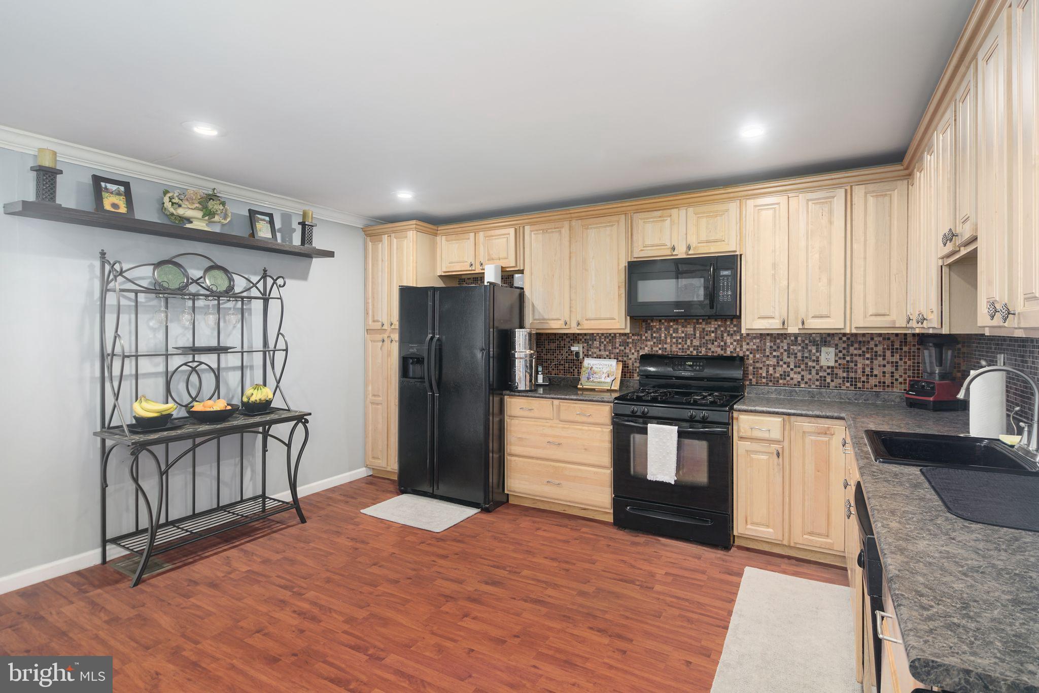 PARKWOOD - Residential