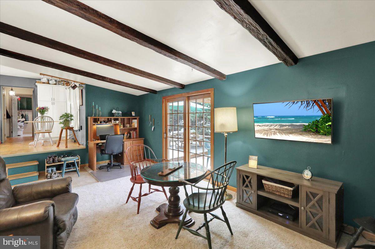 CRESTWOOD - Residential