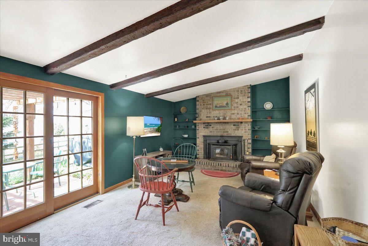 CRESTWOOD - Residential