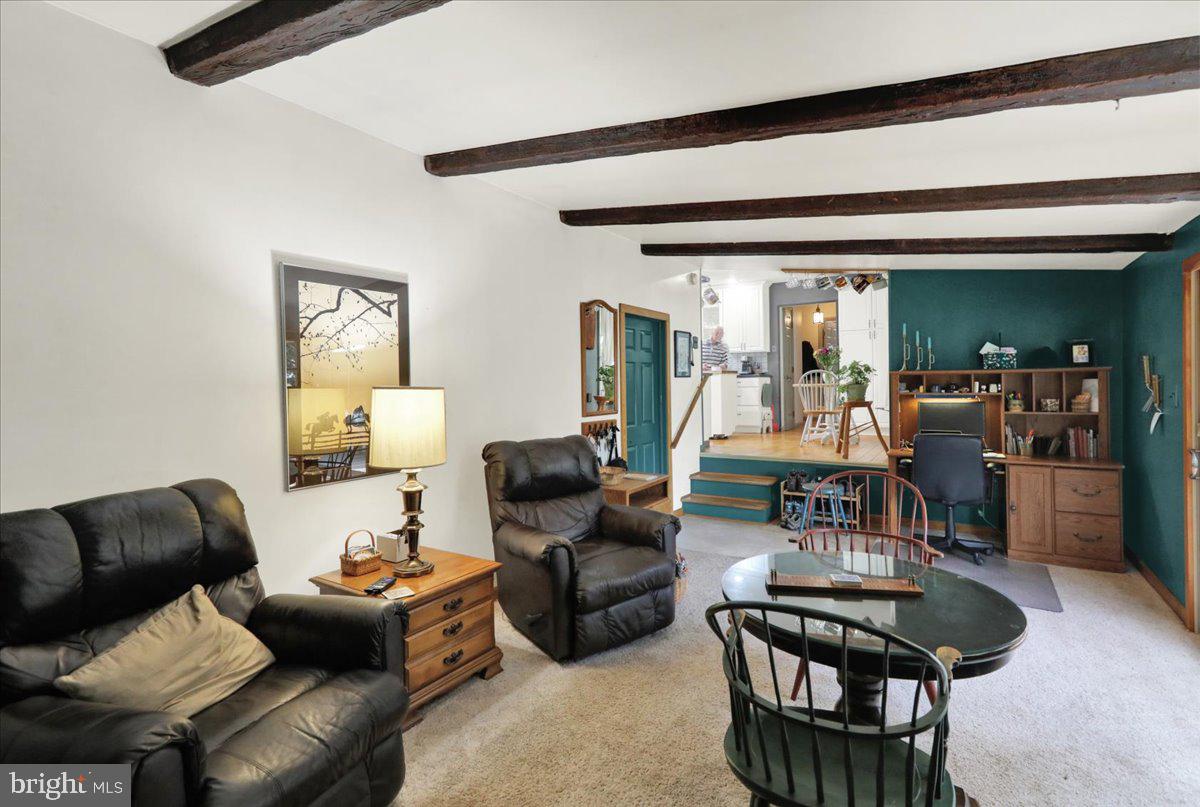 CRESTWOOD - Residential