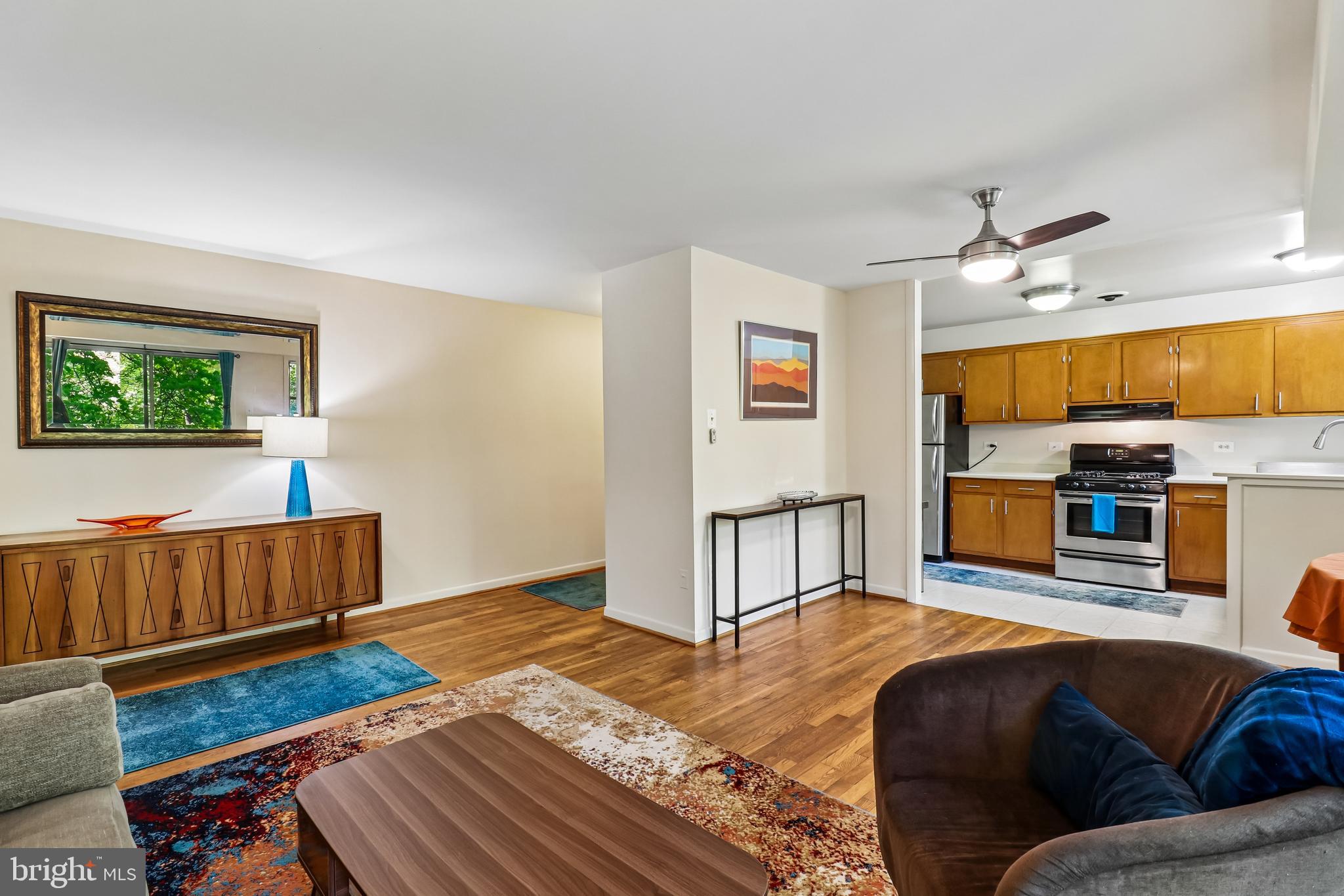 PARKSIDE CONDOMINIUMS - Residential