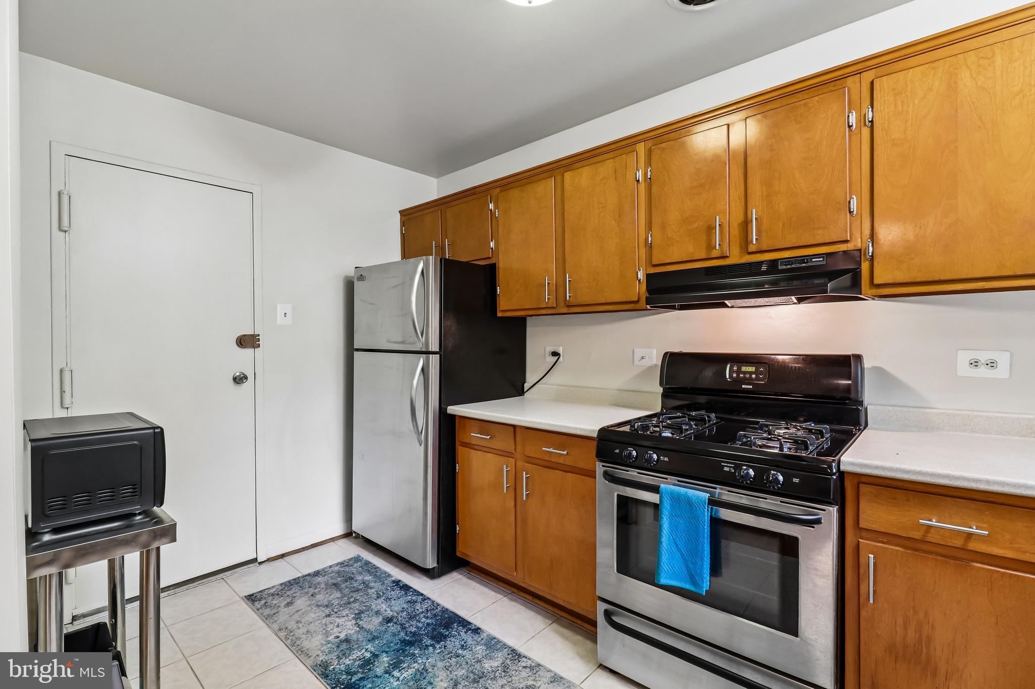 PARKSIDE CONDOMINIUMS - Residential