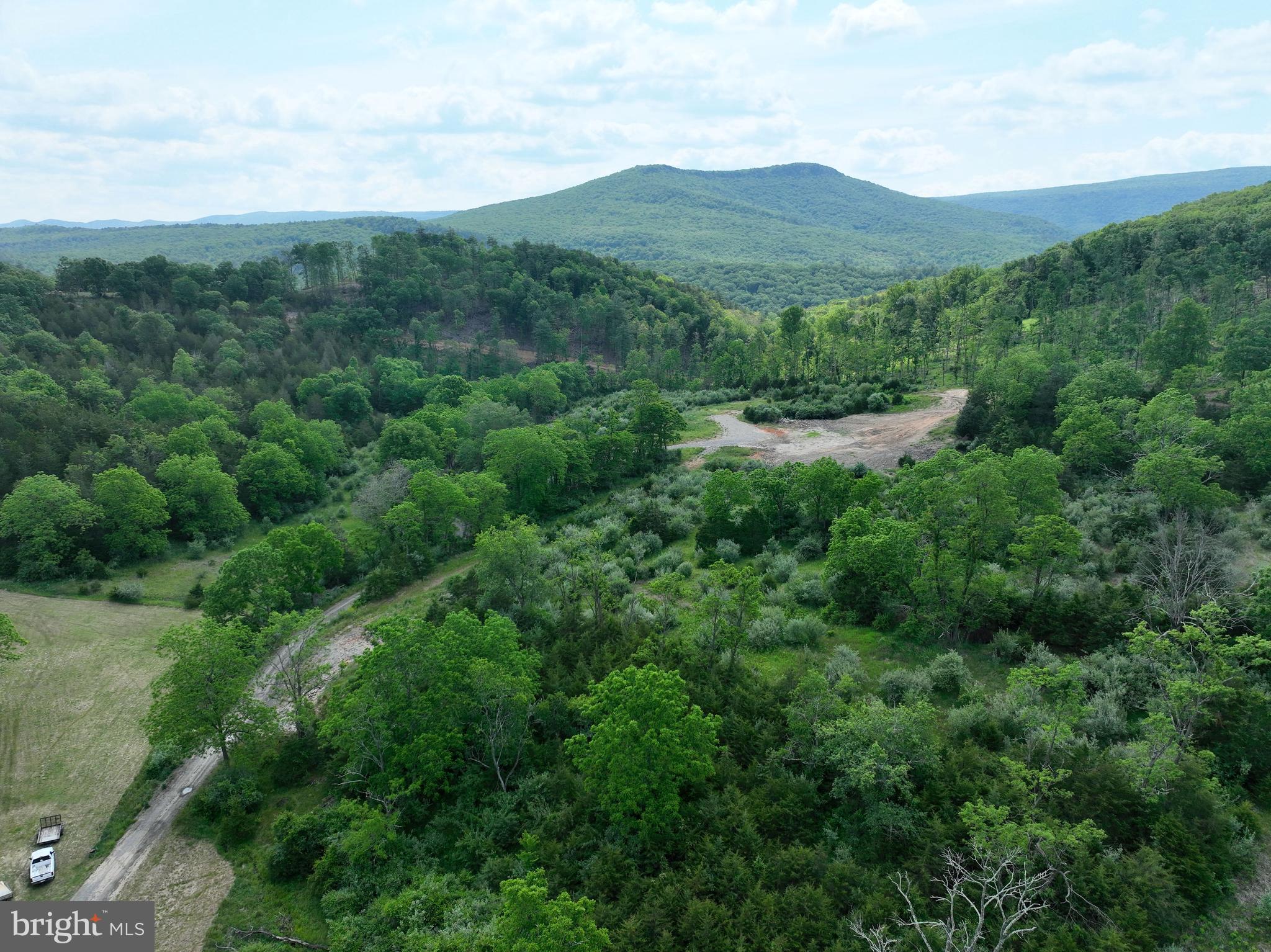 NONE UNRESTRICTED - Land