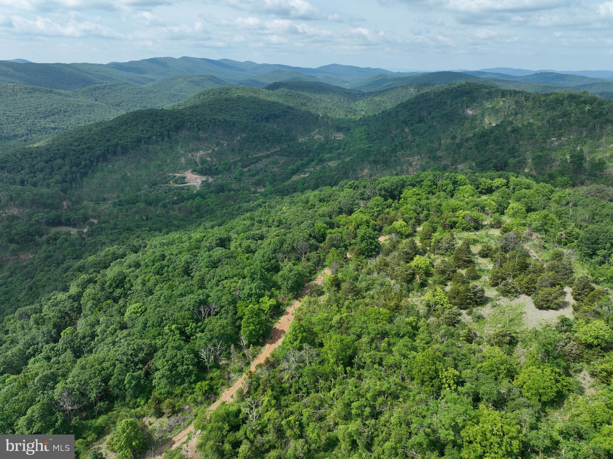 NONE UNRESTRICTED - Land