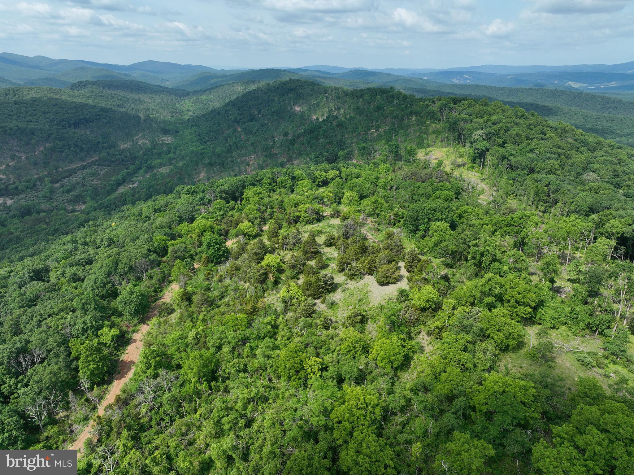 NONE UNRESTRICTED - Land