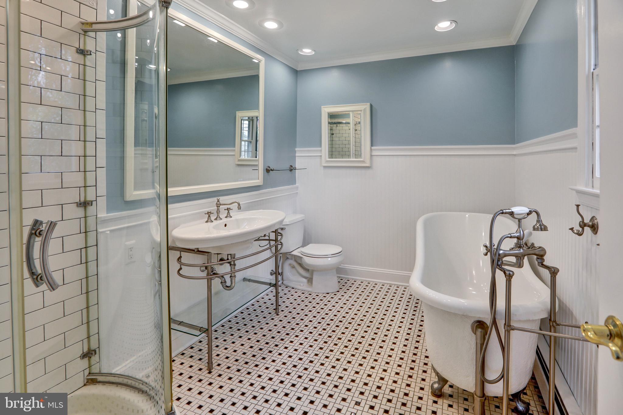 HARBOR HILLS - Residential