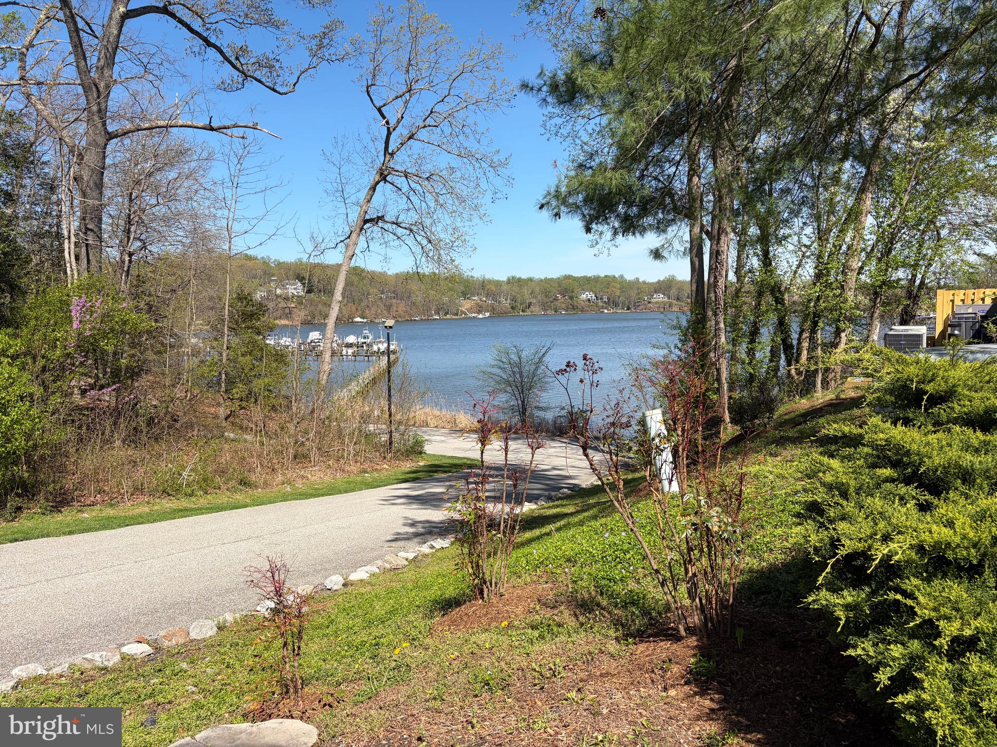 HARBOR HILLS - Residential