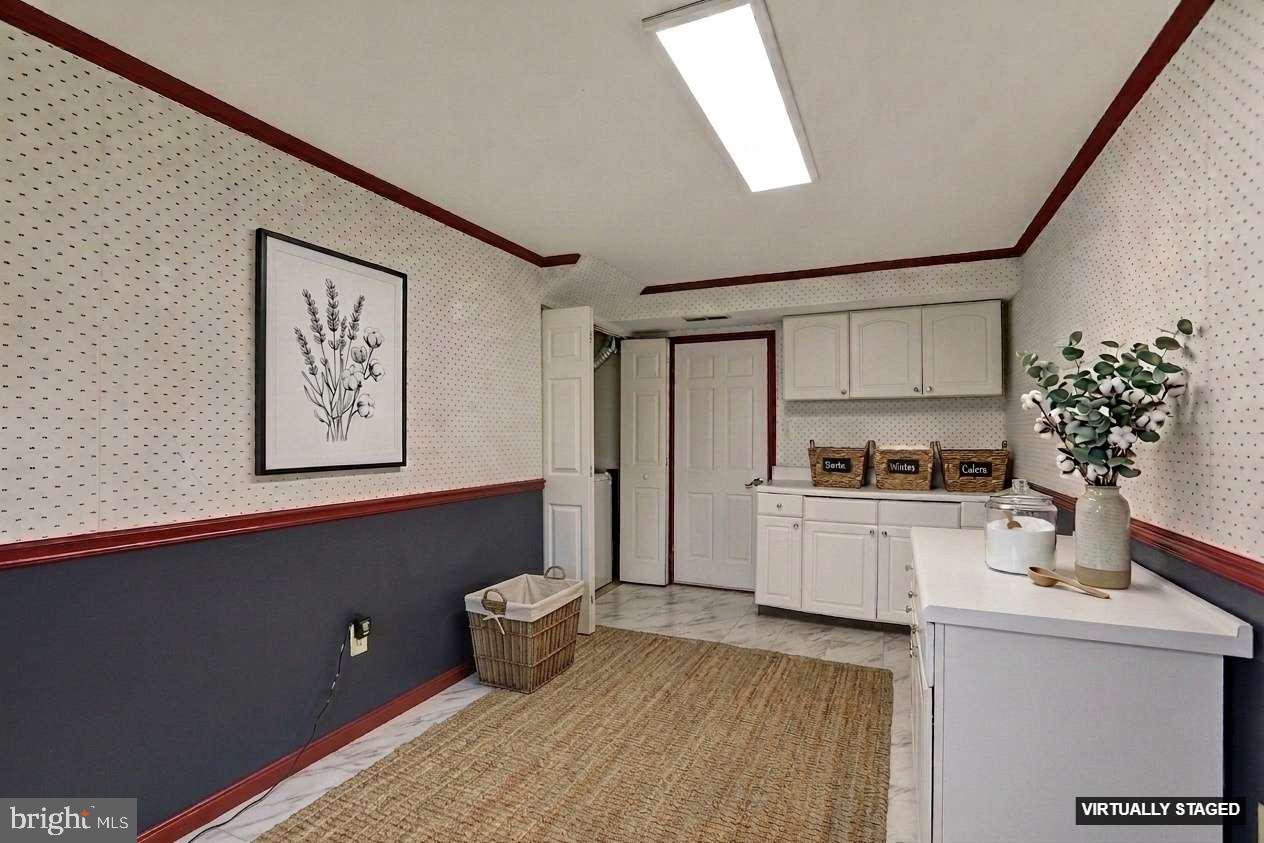 HARBOR HILLS - Residential