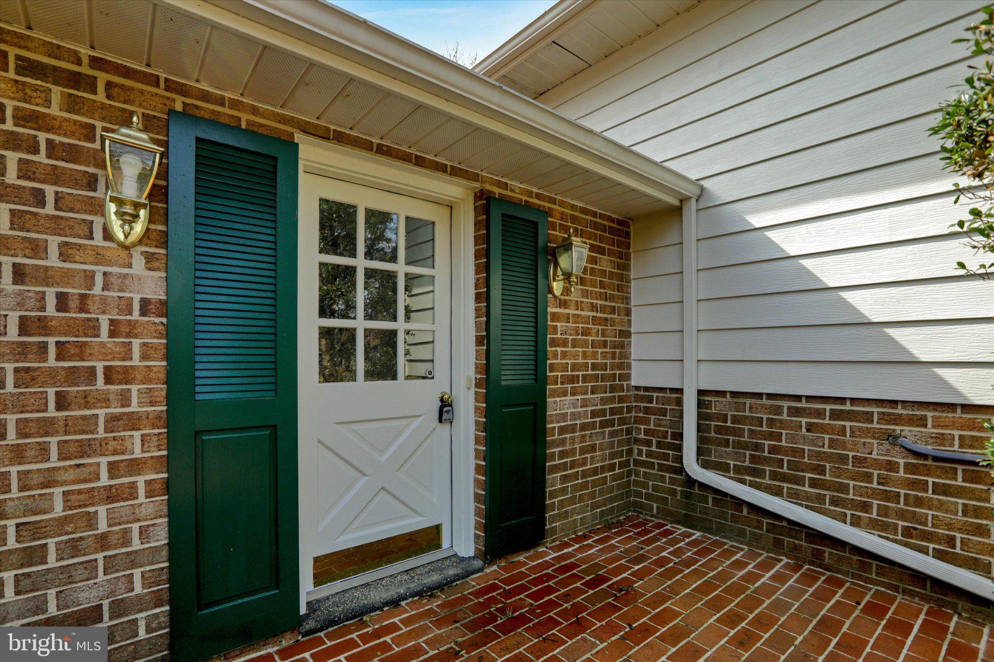 HARBOR HILLS - Residential