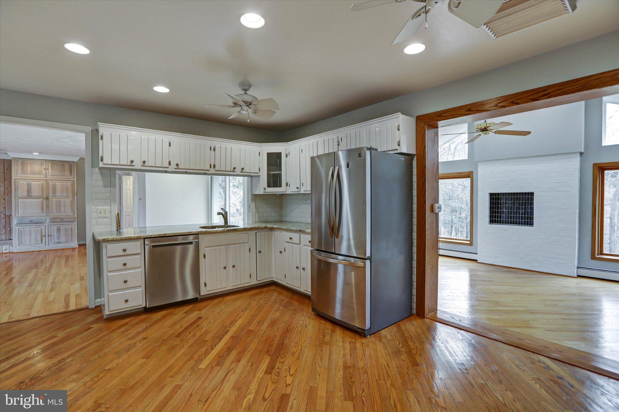 HARBOR HILLS - Residential