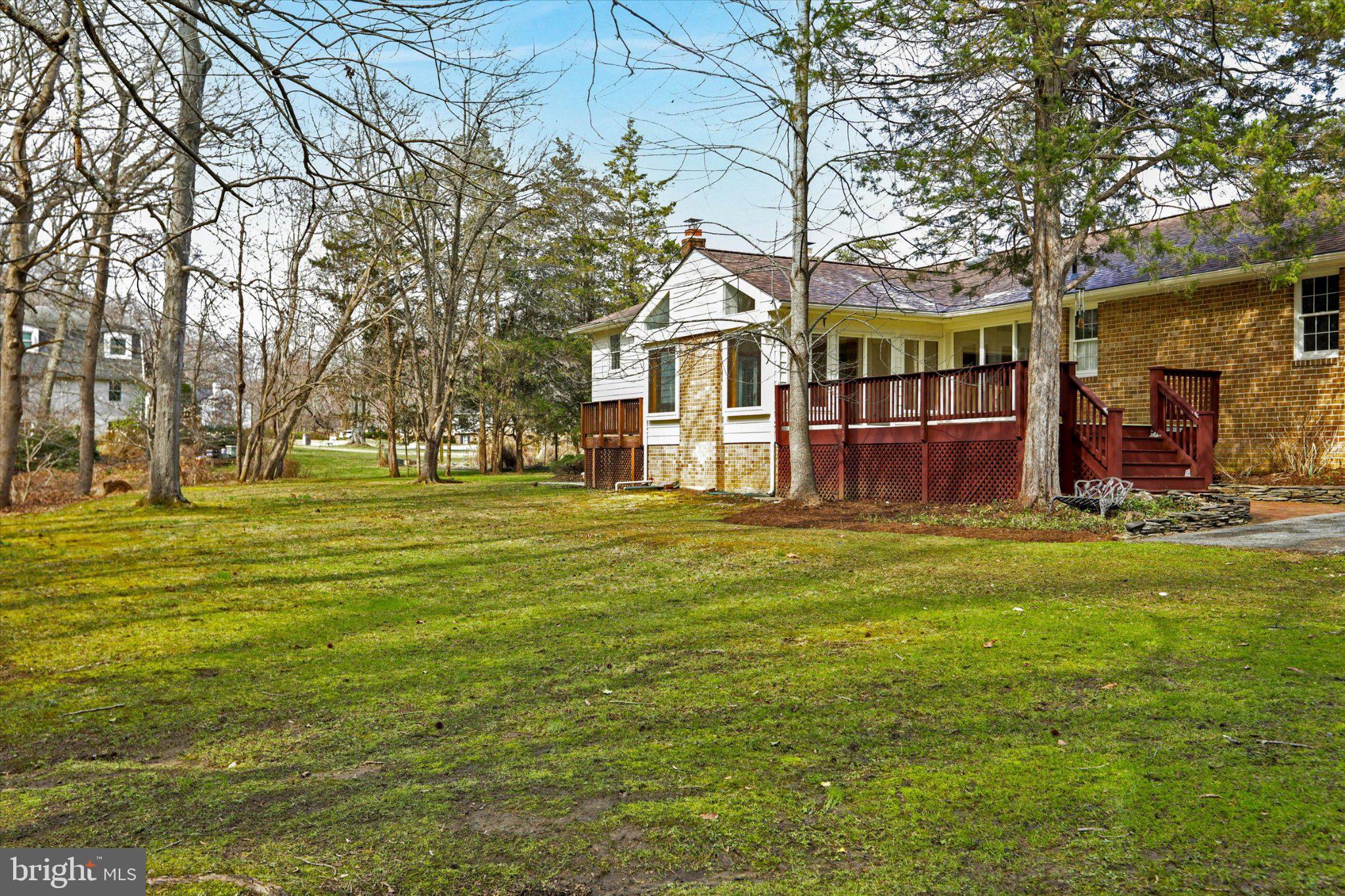 HARBOR HILLS - Residential