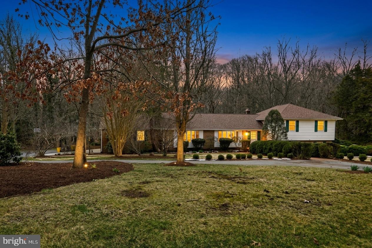 HARBOR HILLS - Residential