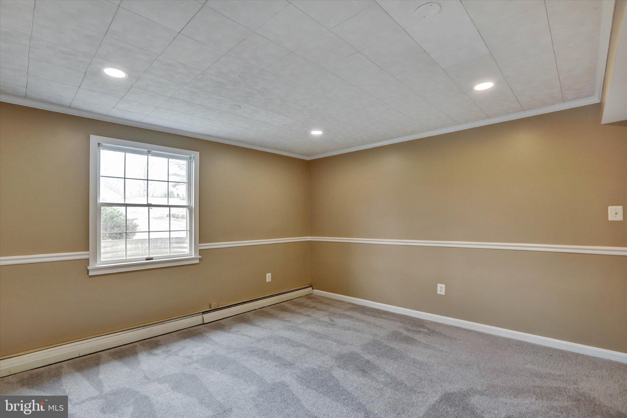 HARBOR HILLS - Residential